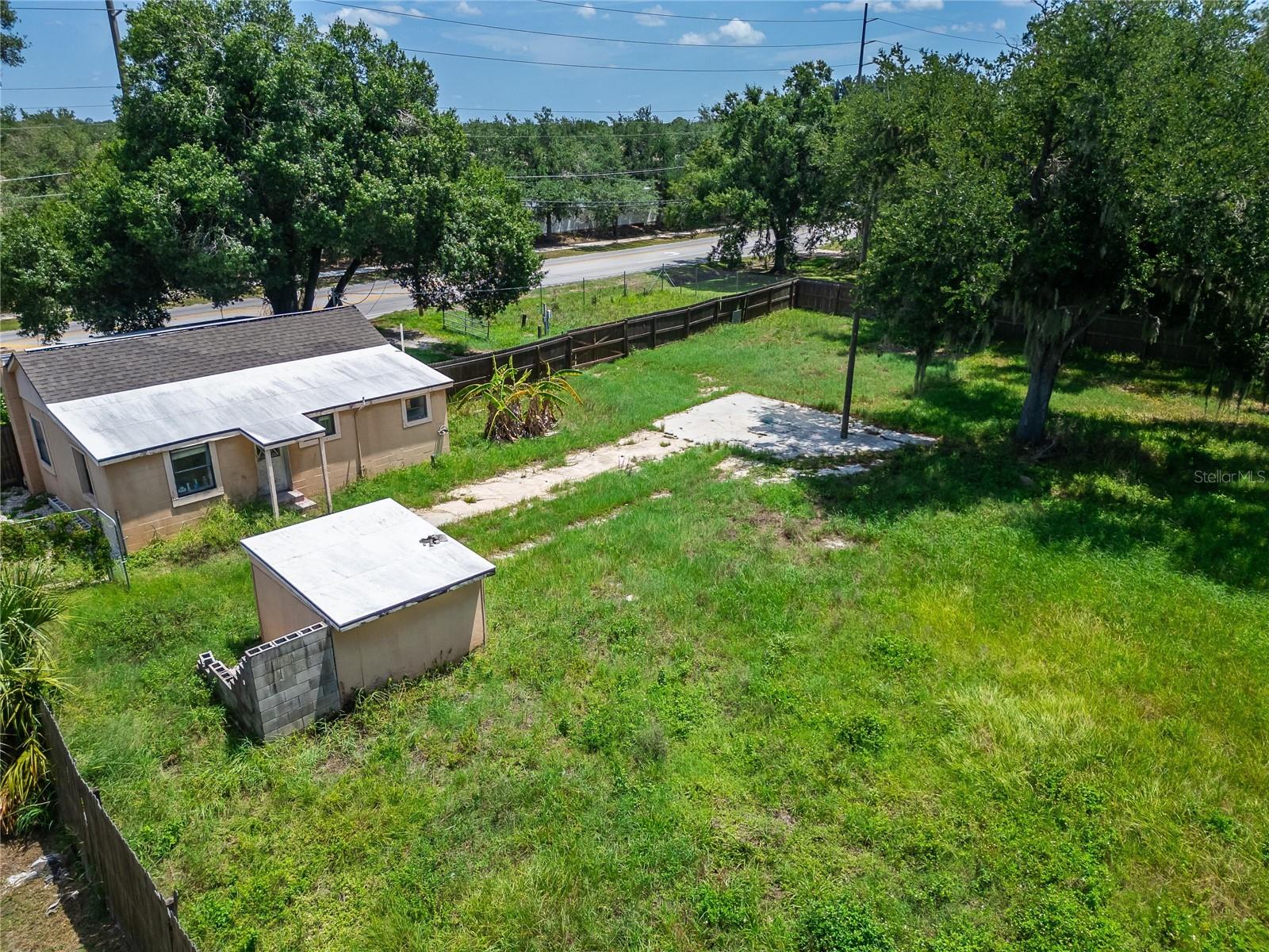 805 E SHELL POINT RD, RUSKIN, FL — photo 2