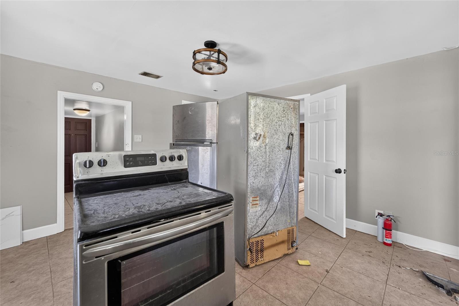 805 E SHELL POINT RD, RUSKIN, FL — photo 14