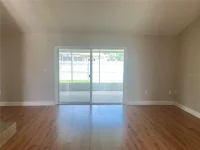 3101 VILLAGE LN — photo 9