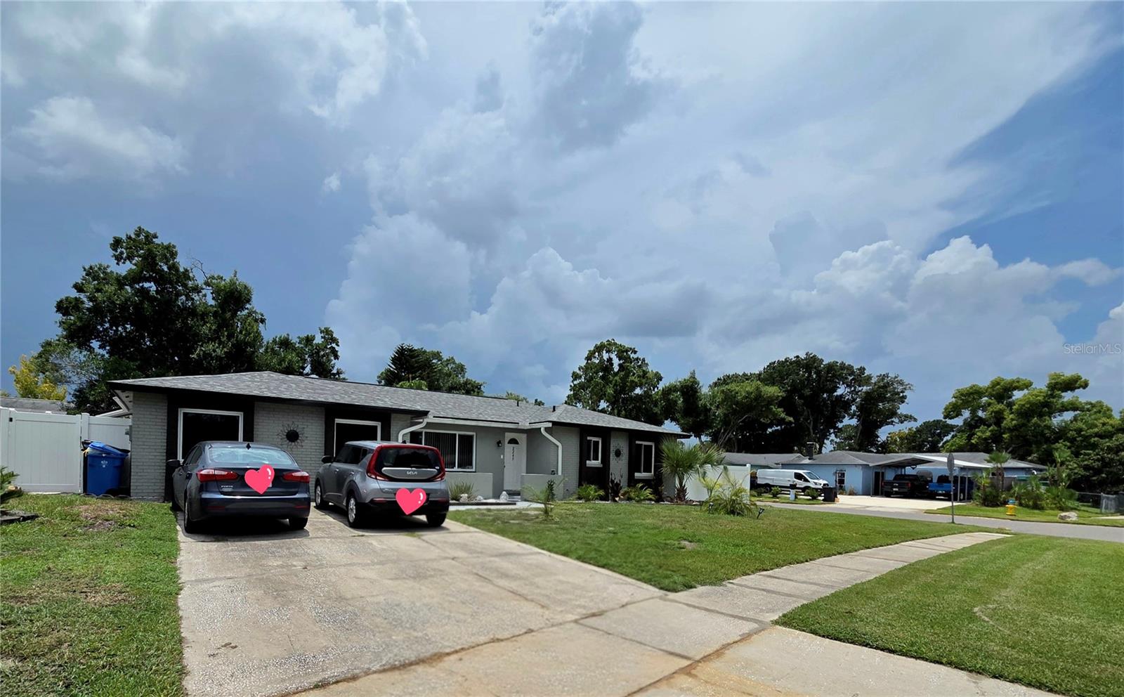 2245 ELIZABETH DR, BRANDON, FL — photo 2