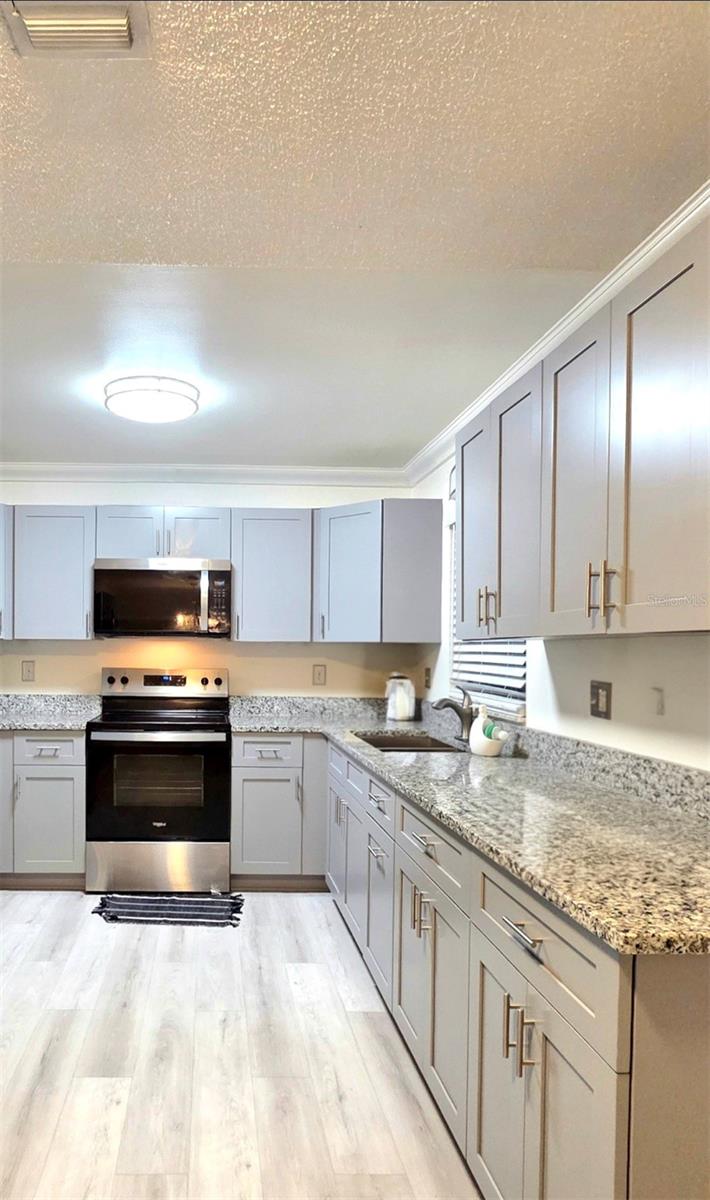 2245 ELIZABETH DR, BRANDON, FL — photo 10