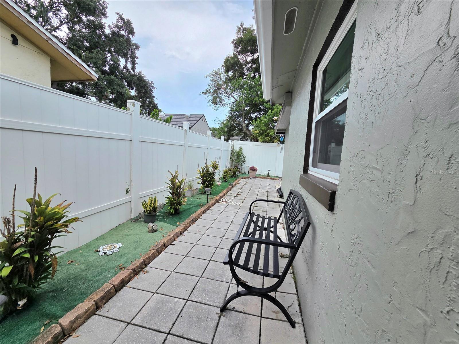 2245 ELIZABETH DR, BRANDON, FL — photo 27