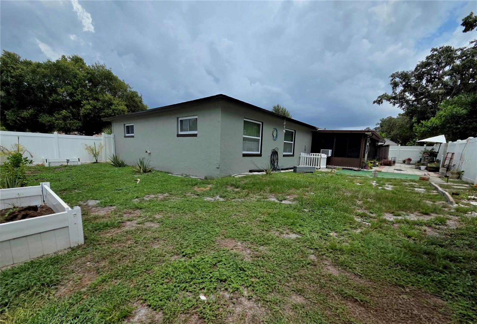 2245 ELIZABETH DR, BRANDON, FL — photo 32