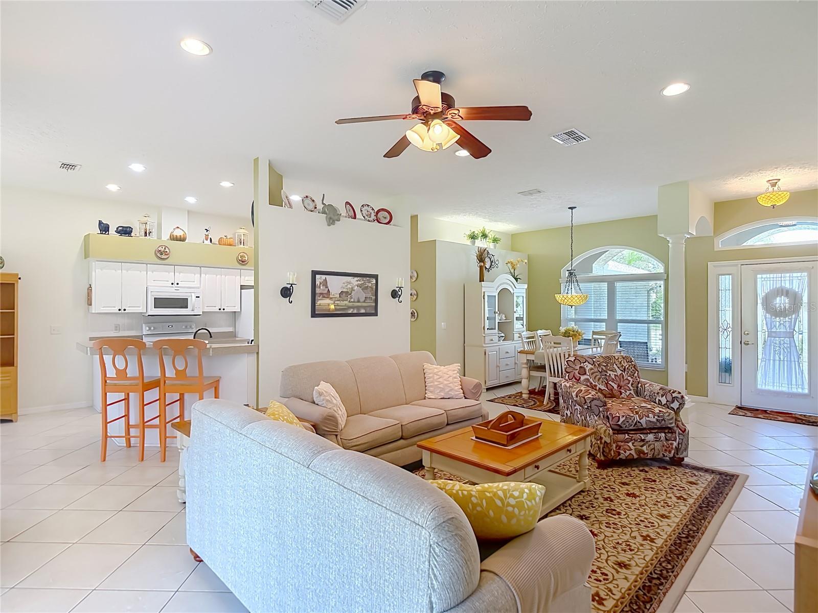 13540 PLANTATION LAKE CIR, HUDSON, FL — photo 9