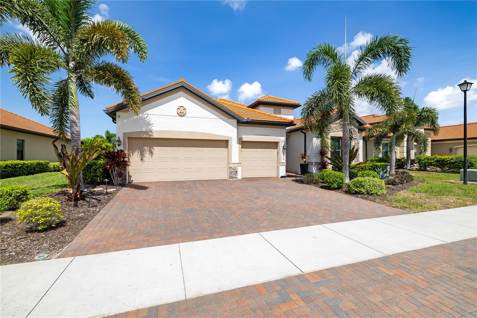 10868 TARFLOWER DR, VENICE, FL — photo 3