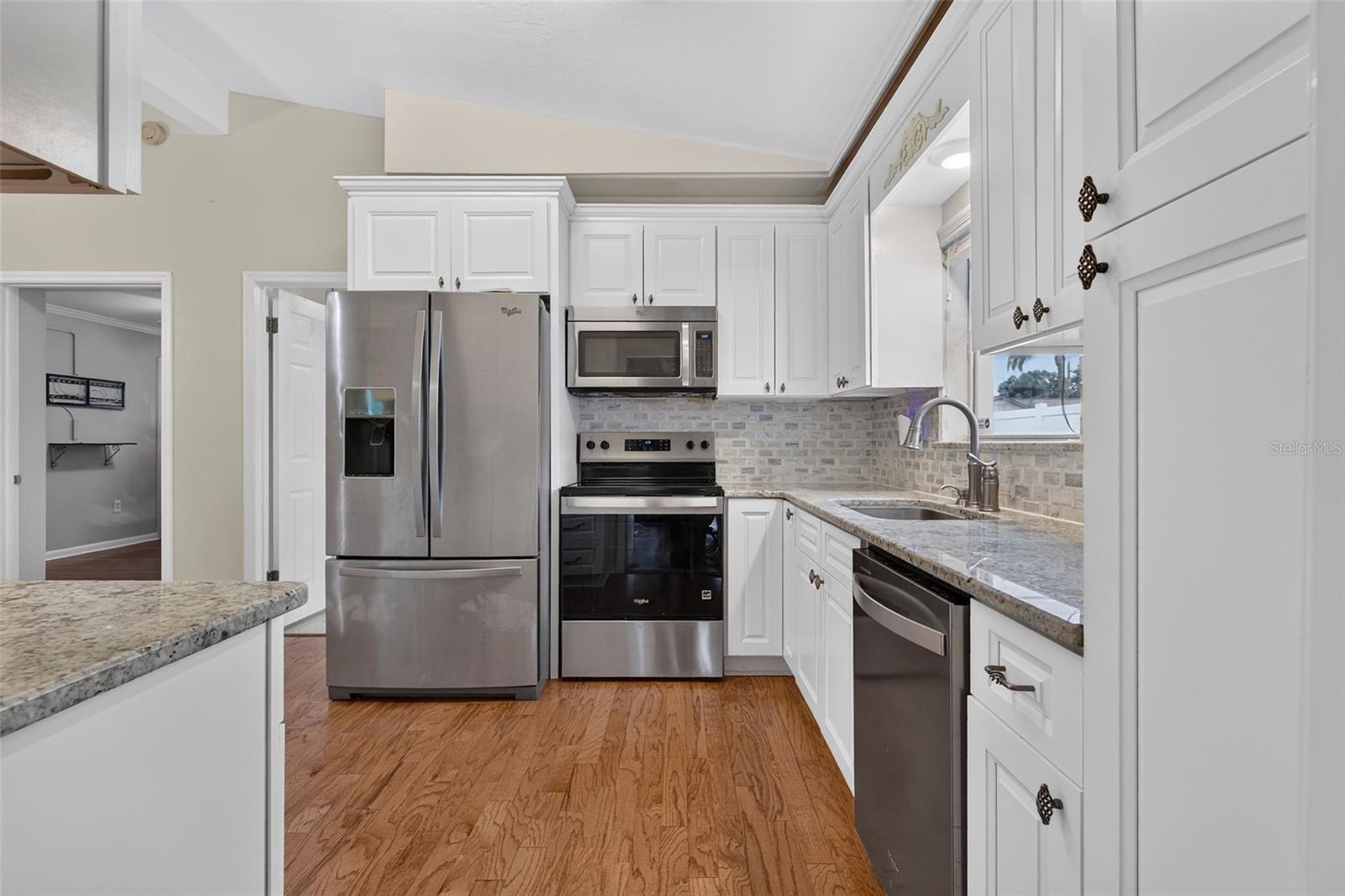 12496 136TH LN, LARGO, FL — photo 11
