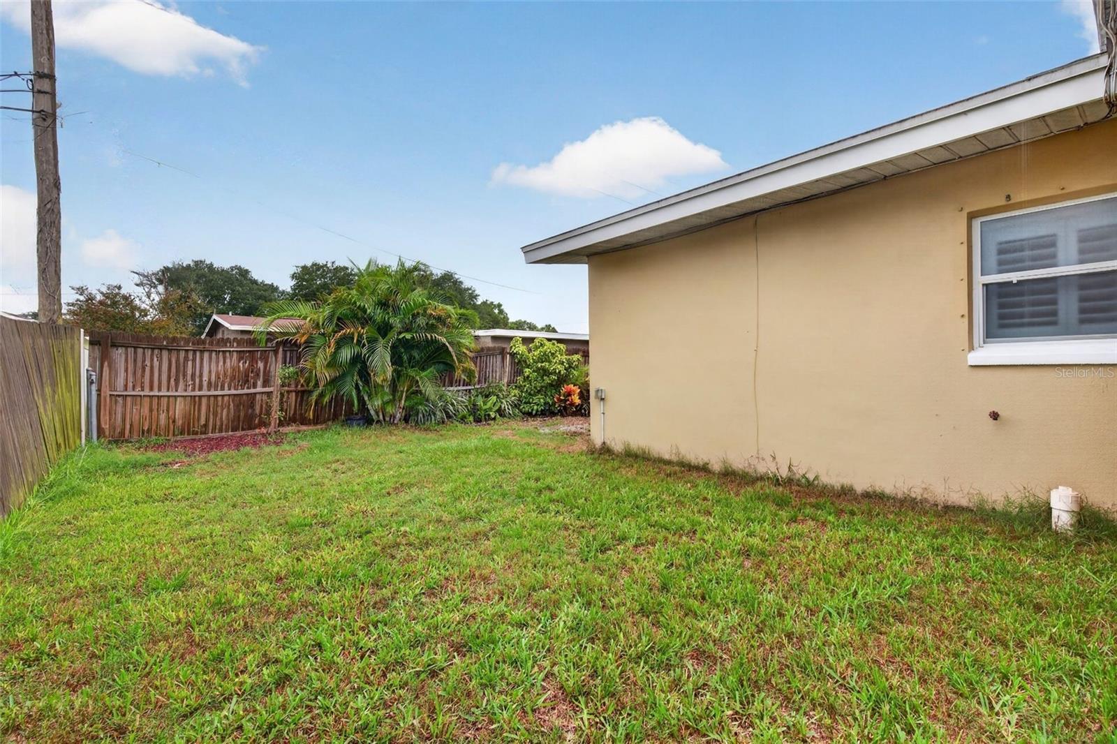 12496 136TH LN, LARGO, FL — photo 41