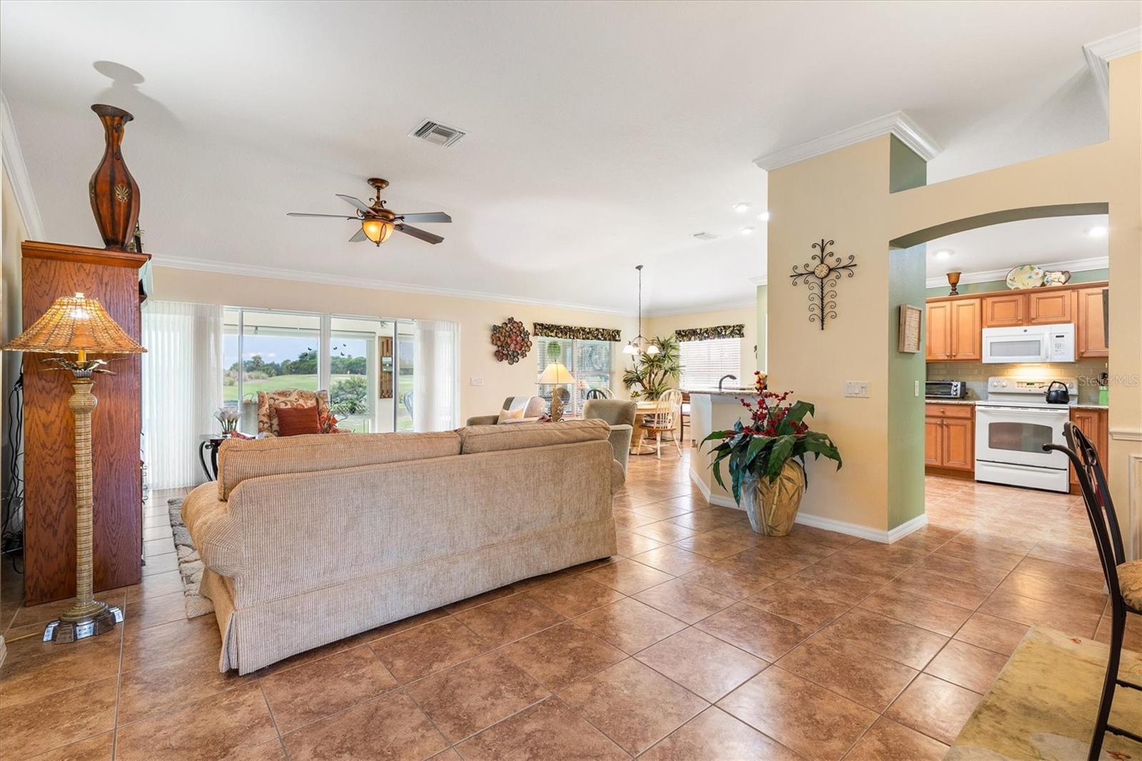 2757 DAY LILY RUN, THE VILLAGES, FL — photo 14