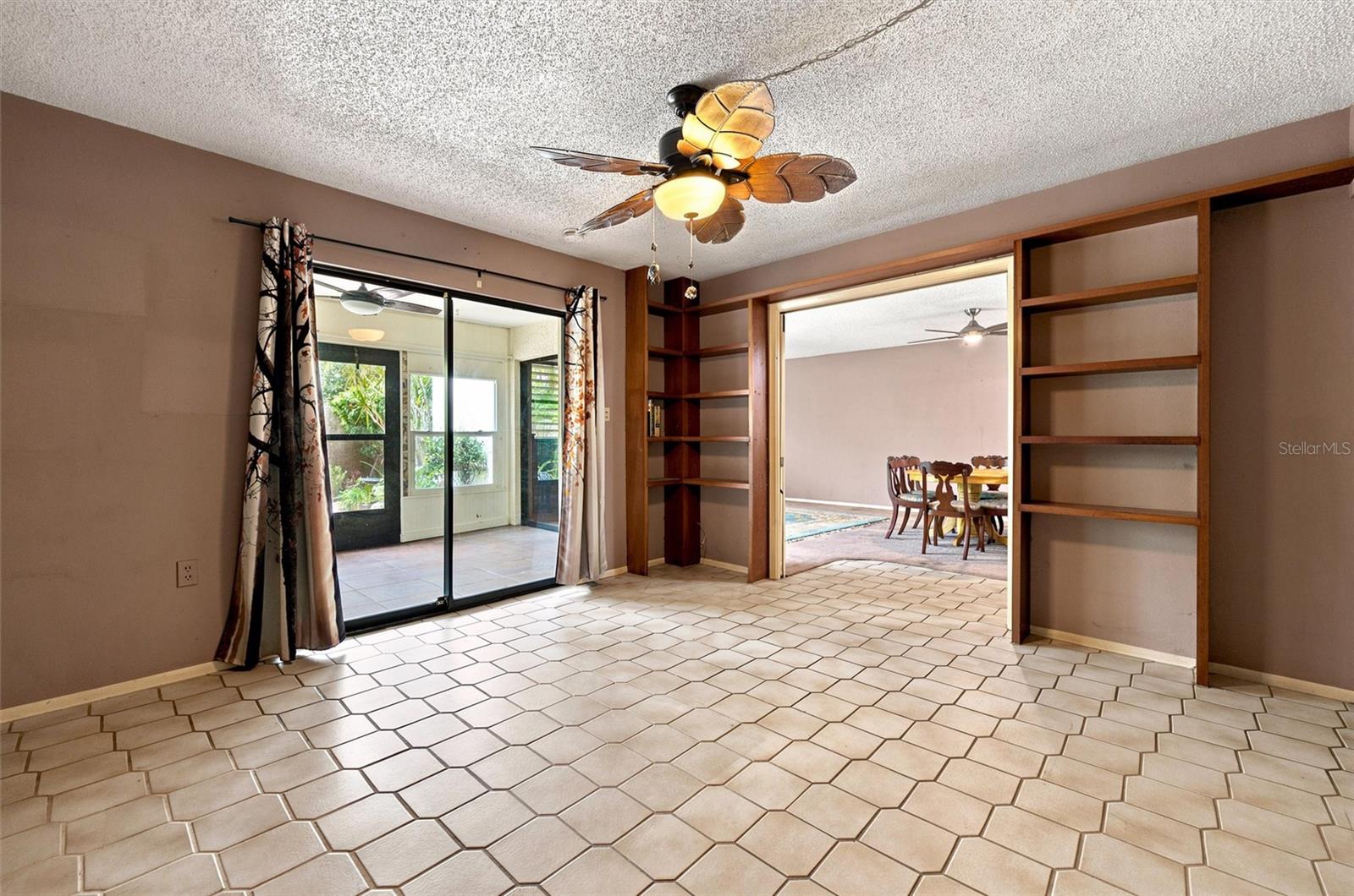 240 SHERWOOD DR, BRADENTON, FL — photo 17