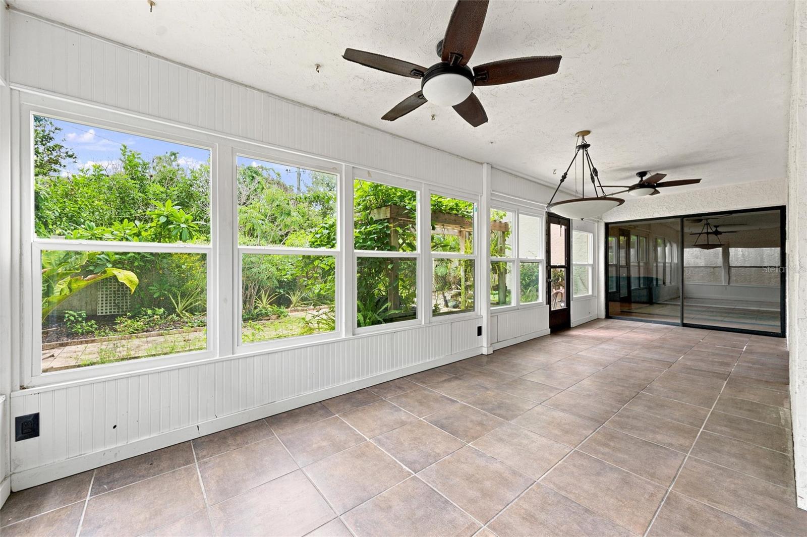 240 SHERWOOD DR, BRADENTON, FL — photo 25