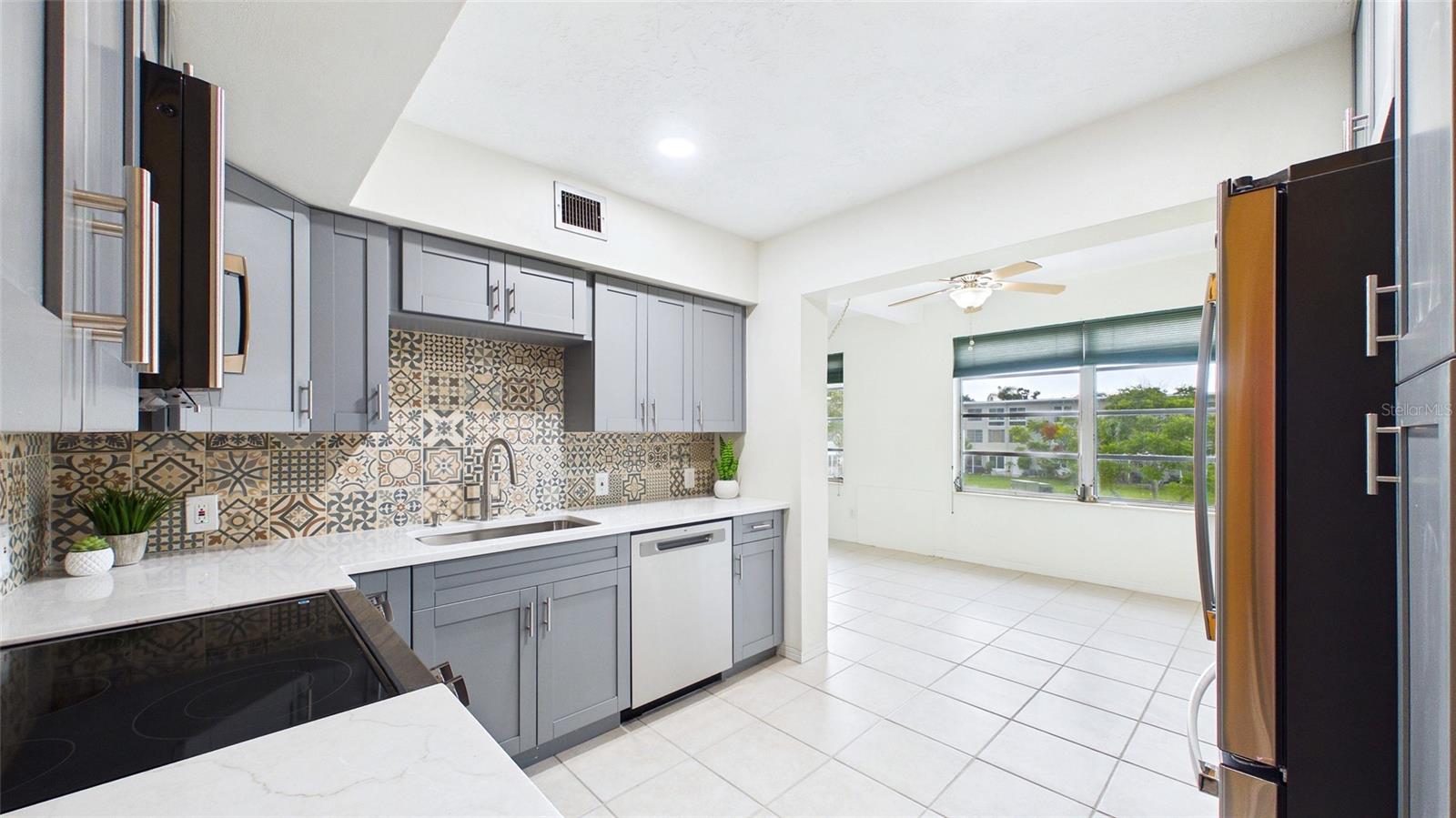 2454 AUSTRALIA WAY E #32, CLEARWATER, FL — photo 17
