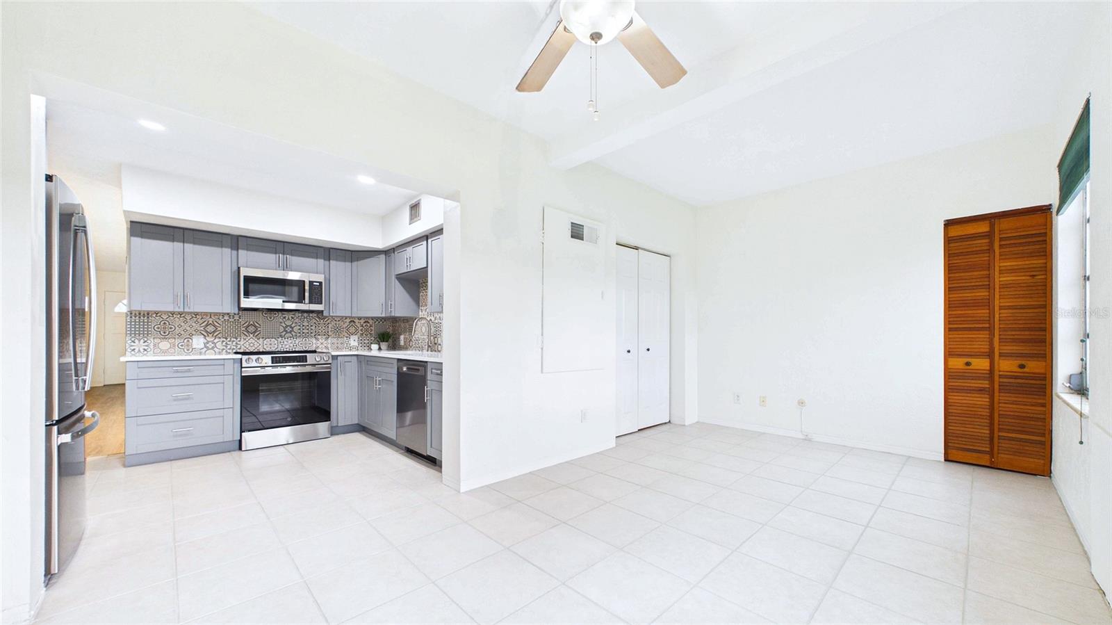 2454 AUSTRALIA WAY E #32, CLEARWATER, FL — photo 27