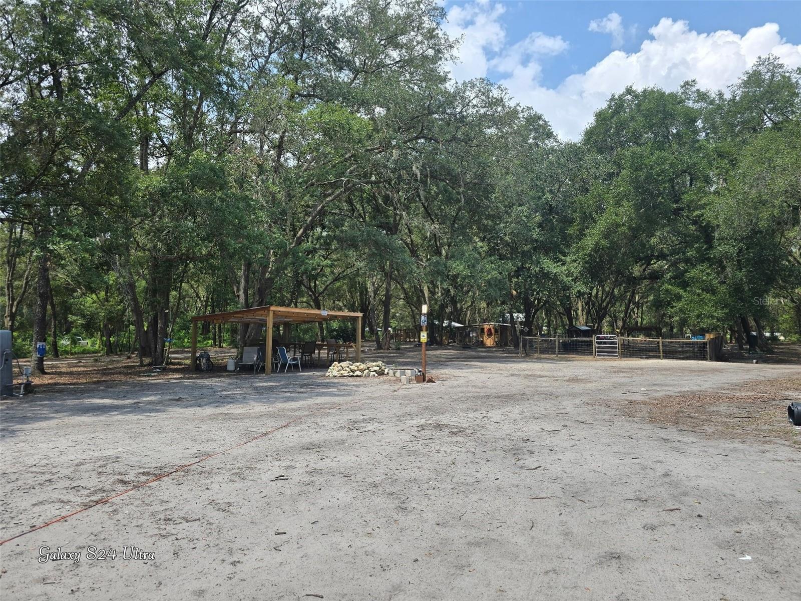 17120 SE 130TH AVE, WEIRSDALE, FL — photo 3