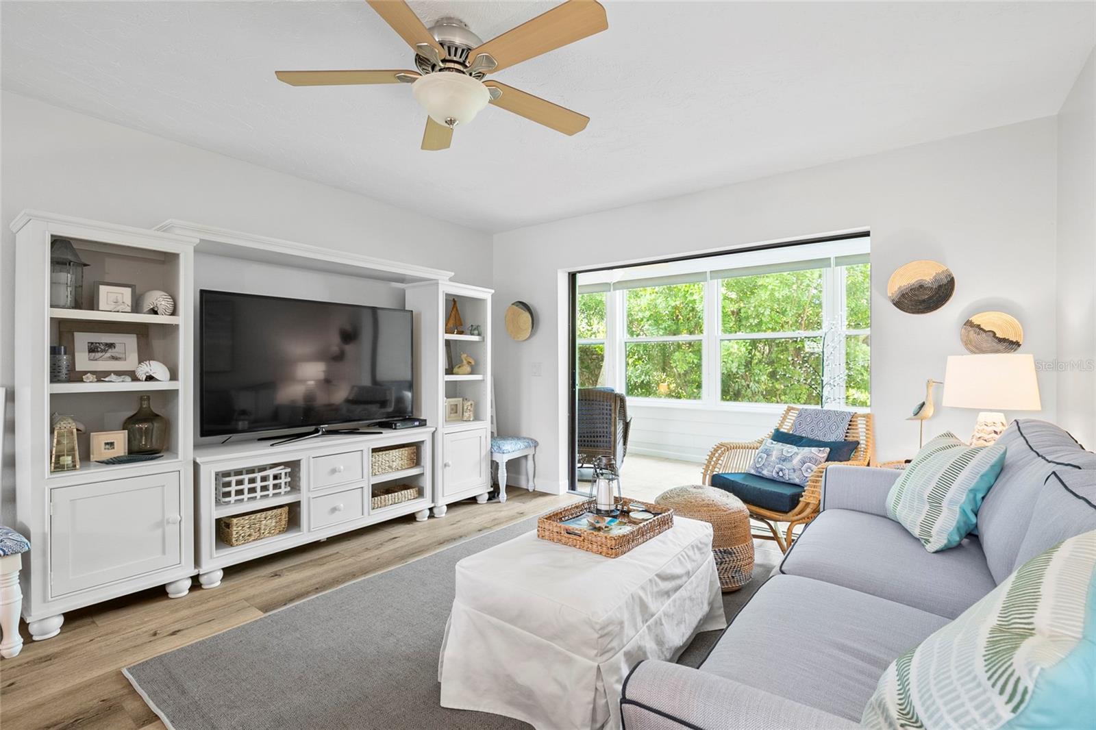 440 PALM TREE DR #N/A, BRADENTON, FL — photo 11