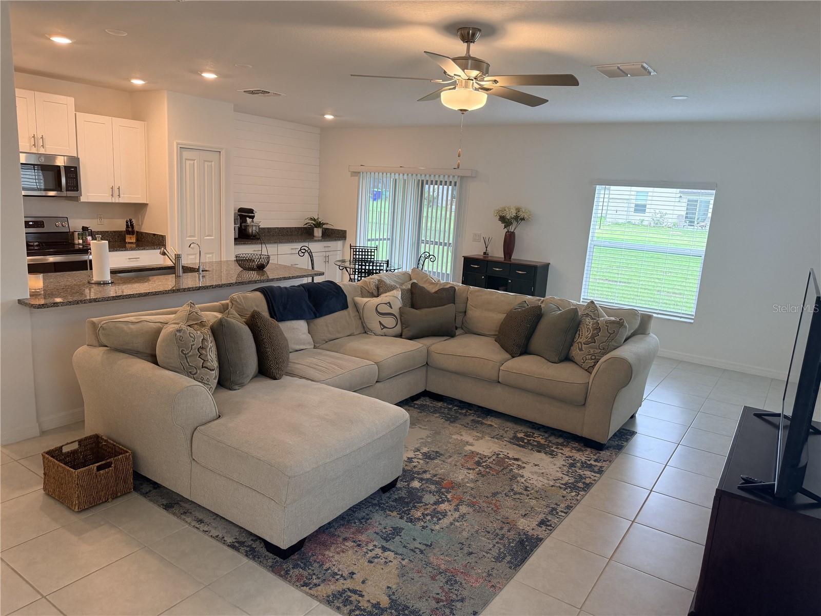 36434 GARDEN WALL WAY, ZEPHYRHILLS, FL — photo 8