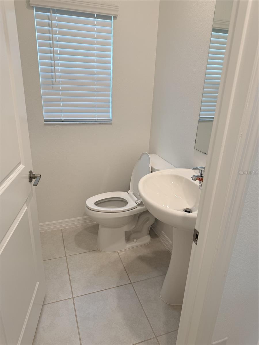 36434 GARDEN WALL WAY, ZEPHYRHILLS, FL — photo 11