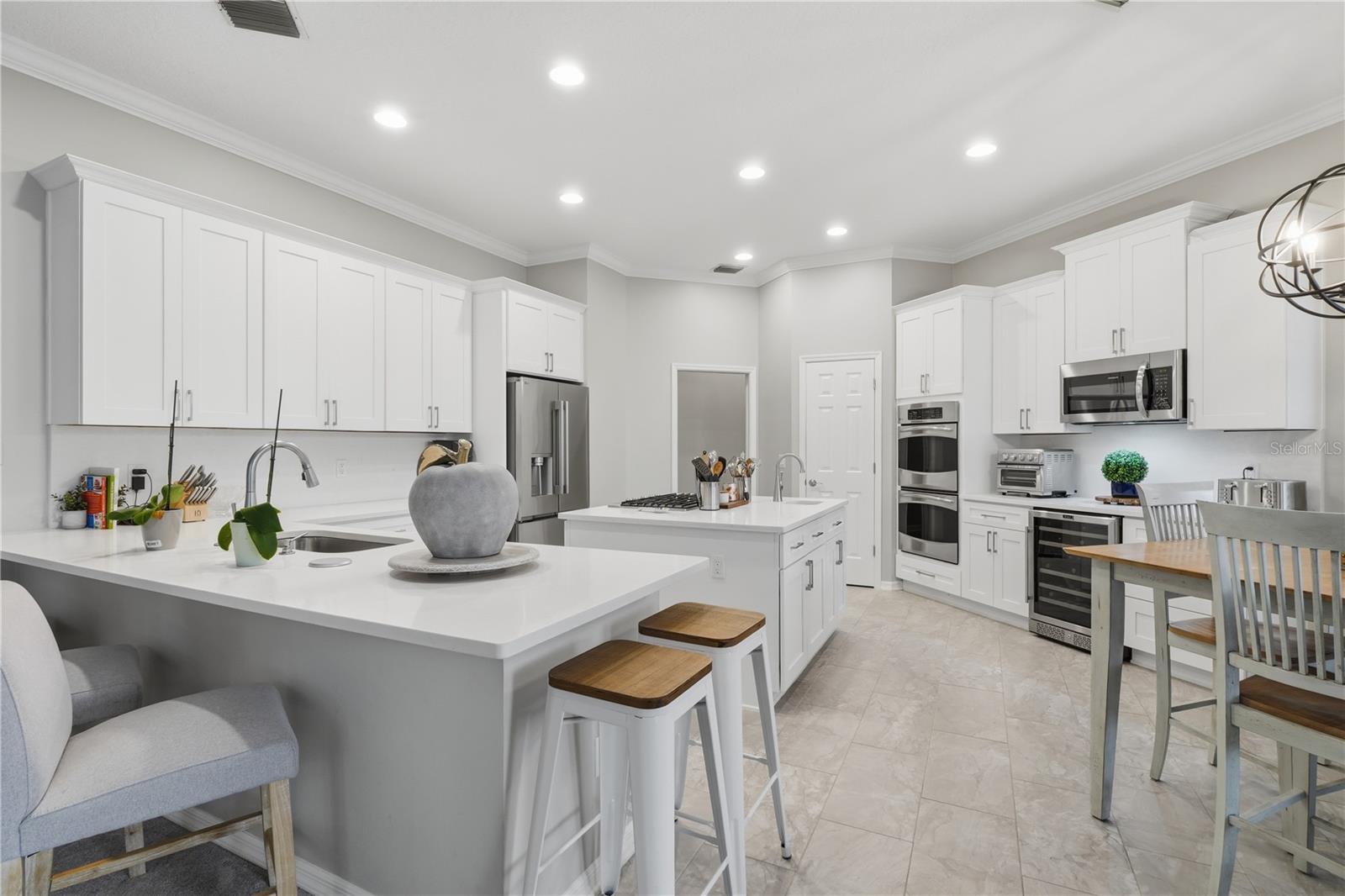 3780 CHARLESTON LOOP, OVIEDO, FL — photo 11