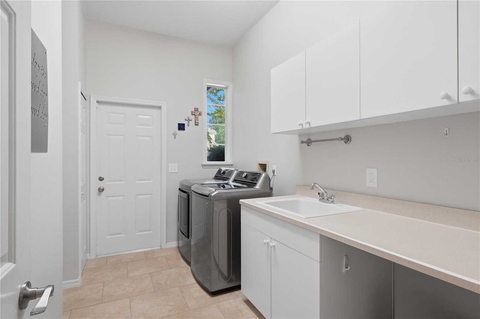 3780 CHARLESTON LOOP, OVIEDO, FL — photo 37