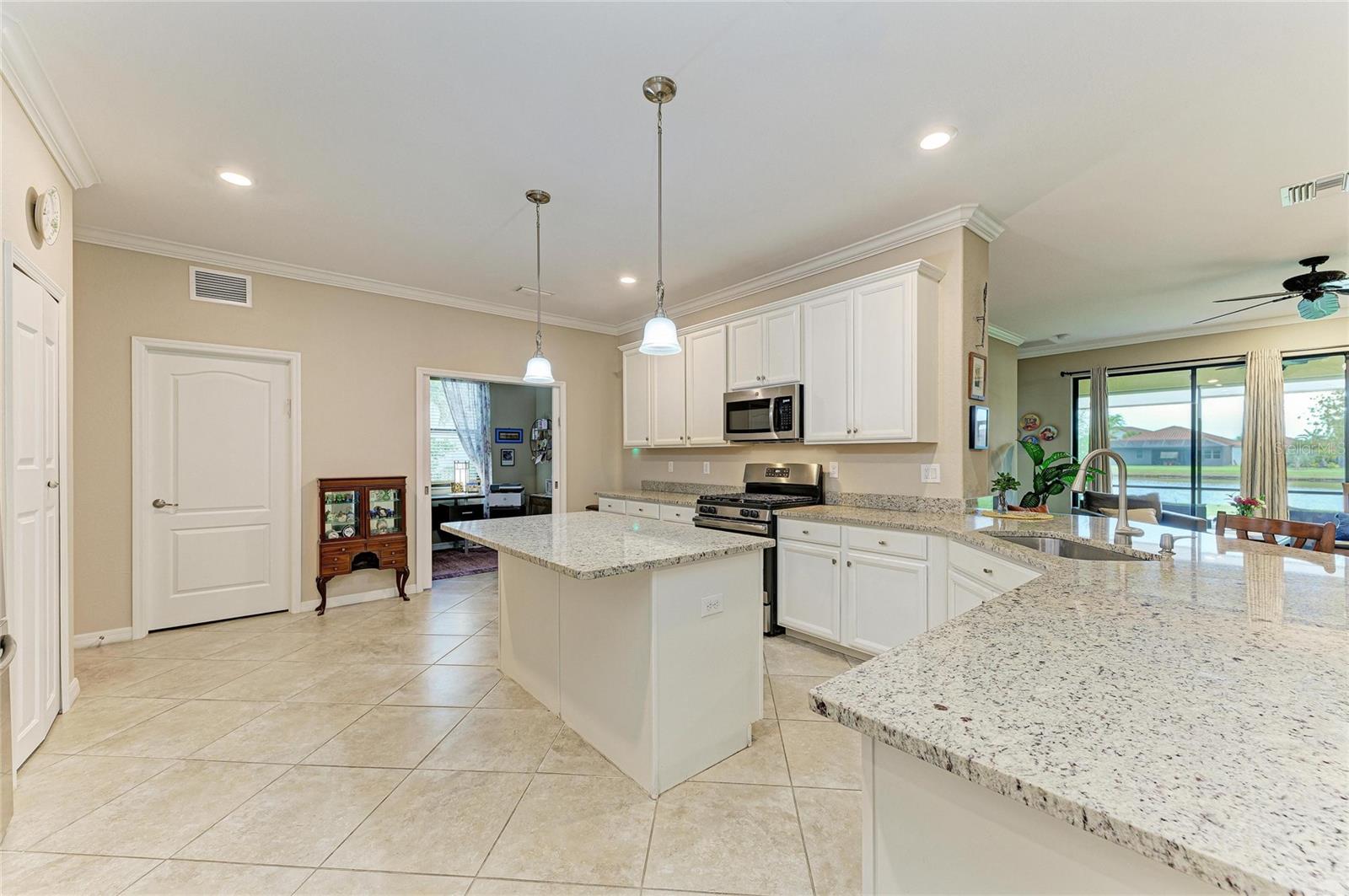 3512 SAVANNA PALMS CT, BRADENTON, FL — photo 12