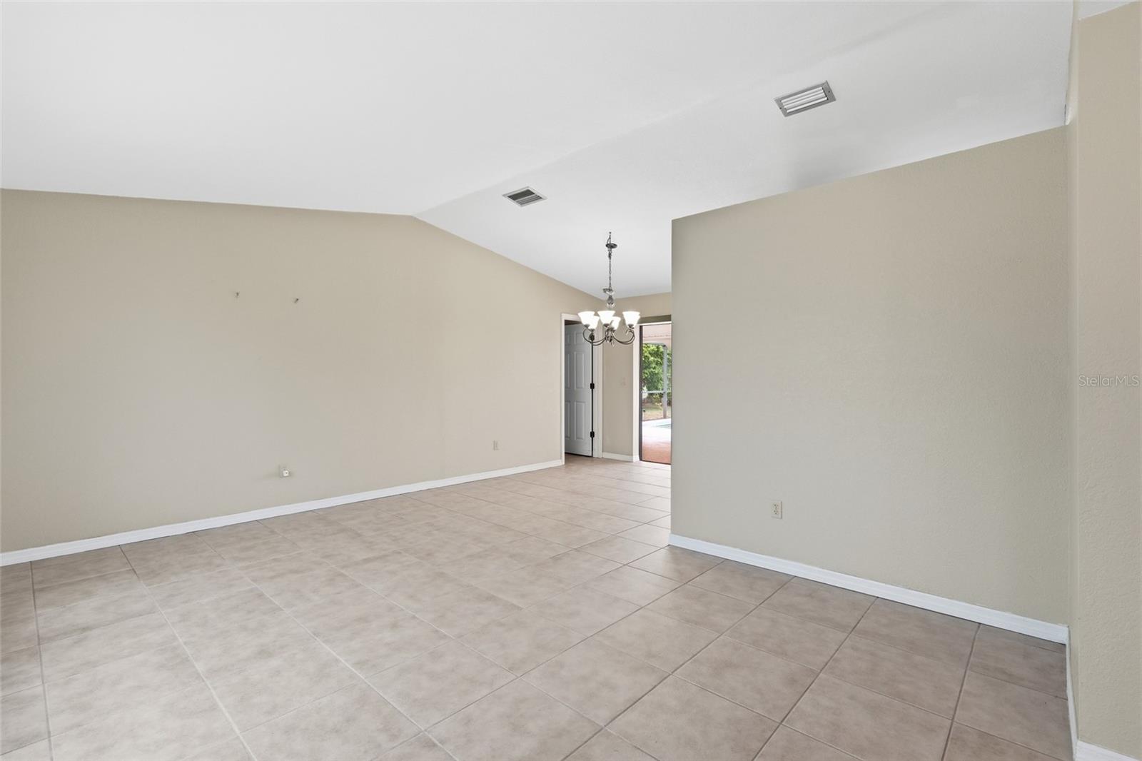 2431 MAURITANIA RD, PUNTA GORDA, FL — photo 9