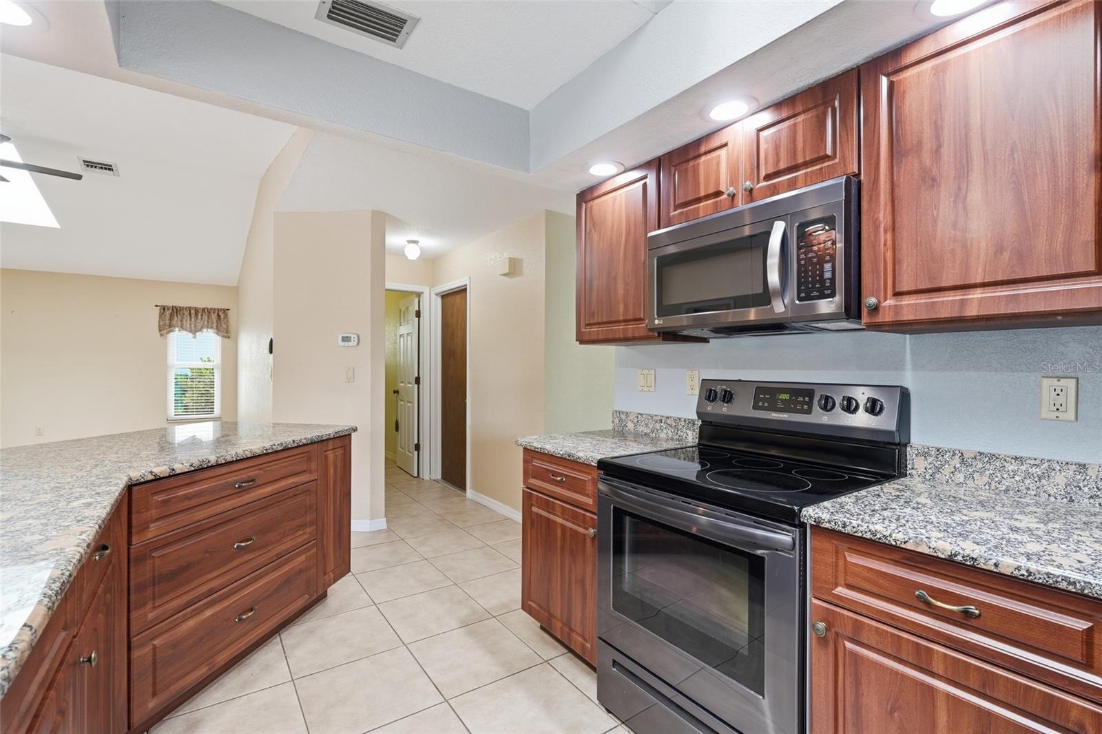 2431 MAURITANIA RD, PUNTA GORDA, FL — photo 13