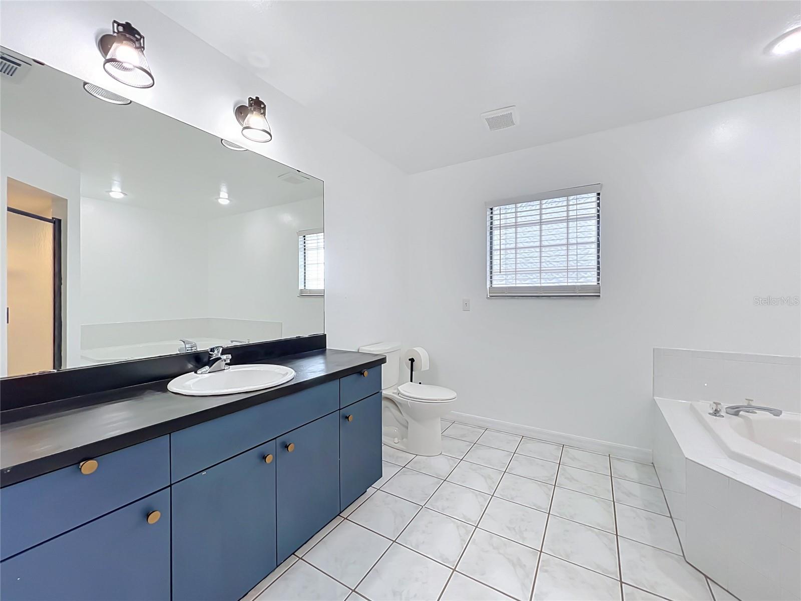 25121 ALGONQUIN AVE, SORRENTO, FL — photo 29