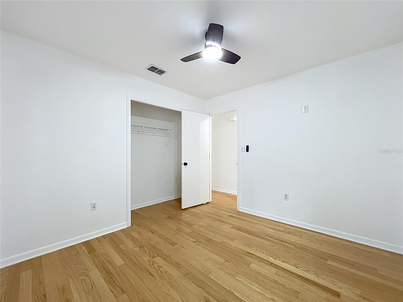 25121 ALGONQUIN AVE, SORRENTO, FL — photo 36