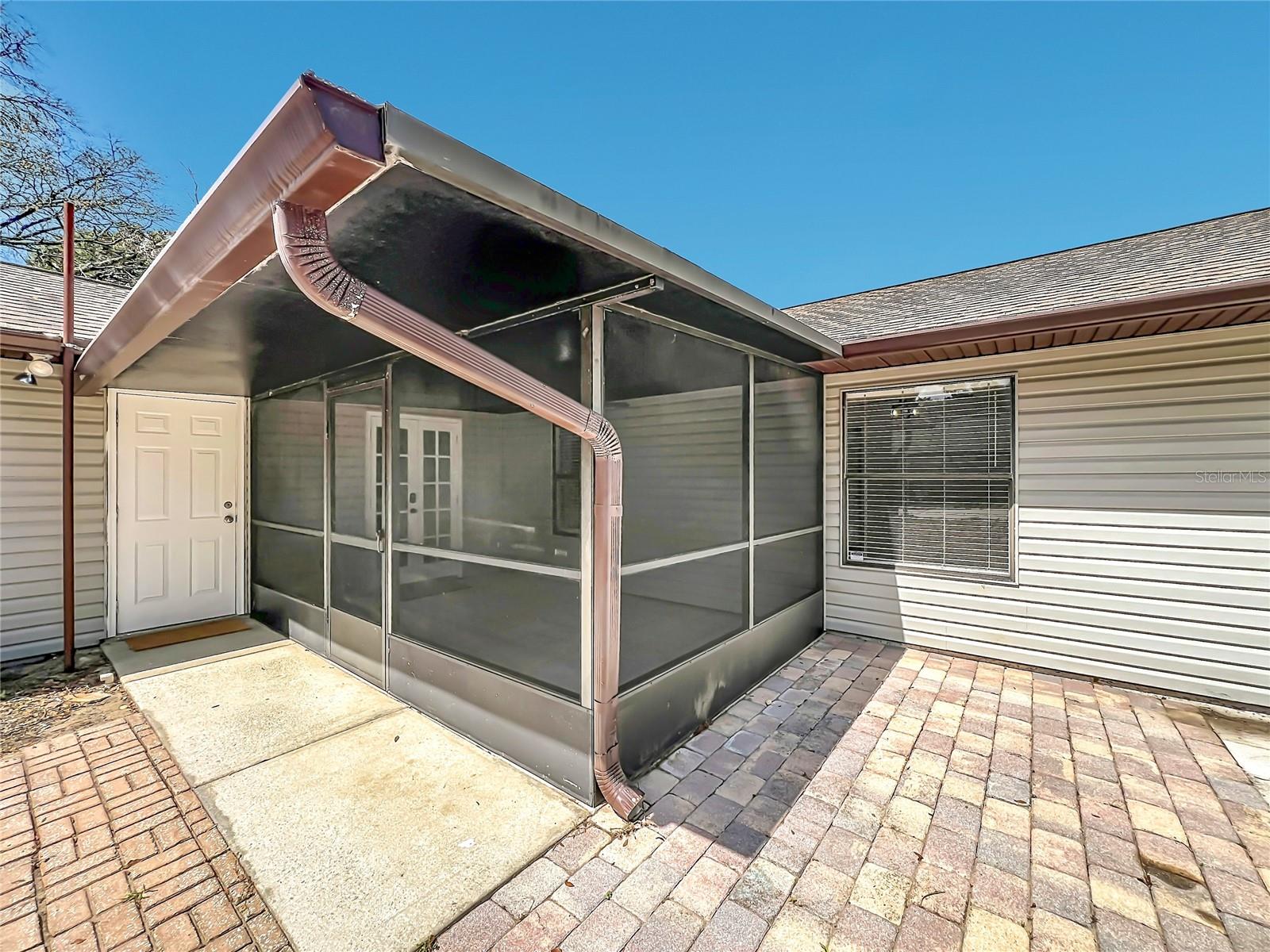 25121 ALGONQUIN AVE, SORRENTO, FL — photo 48