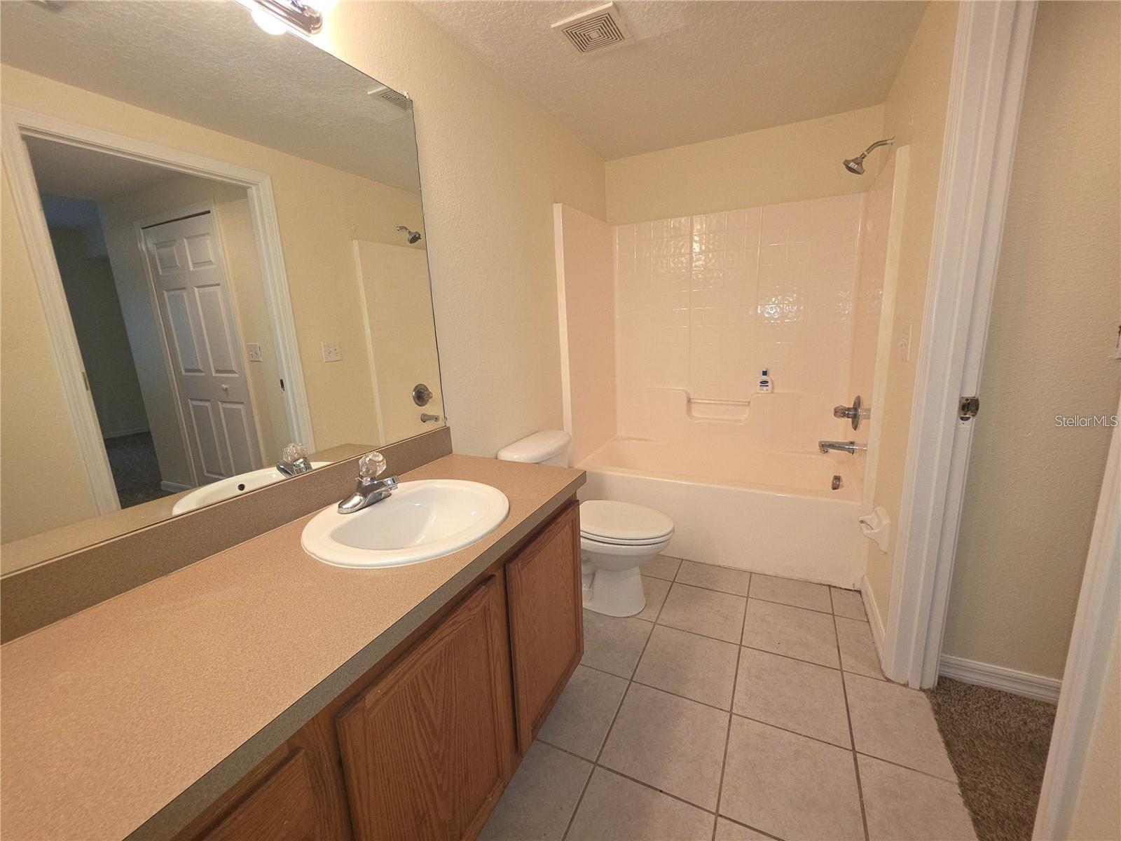 6446 CYPRESSDALE DR #102, RIVERVIEW, FL — photo 5