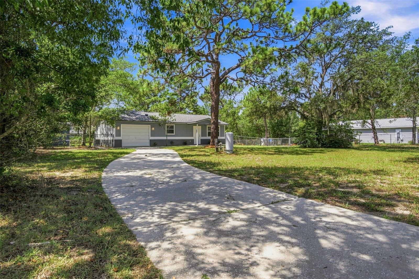10380 GOLDEN AVE, WEEKI WACHEE, FL — photo 29
