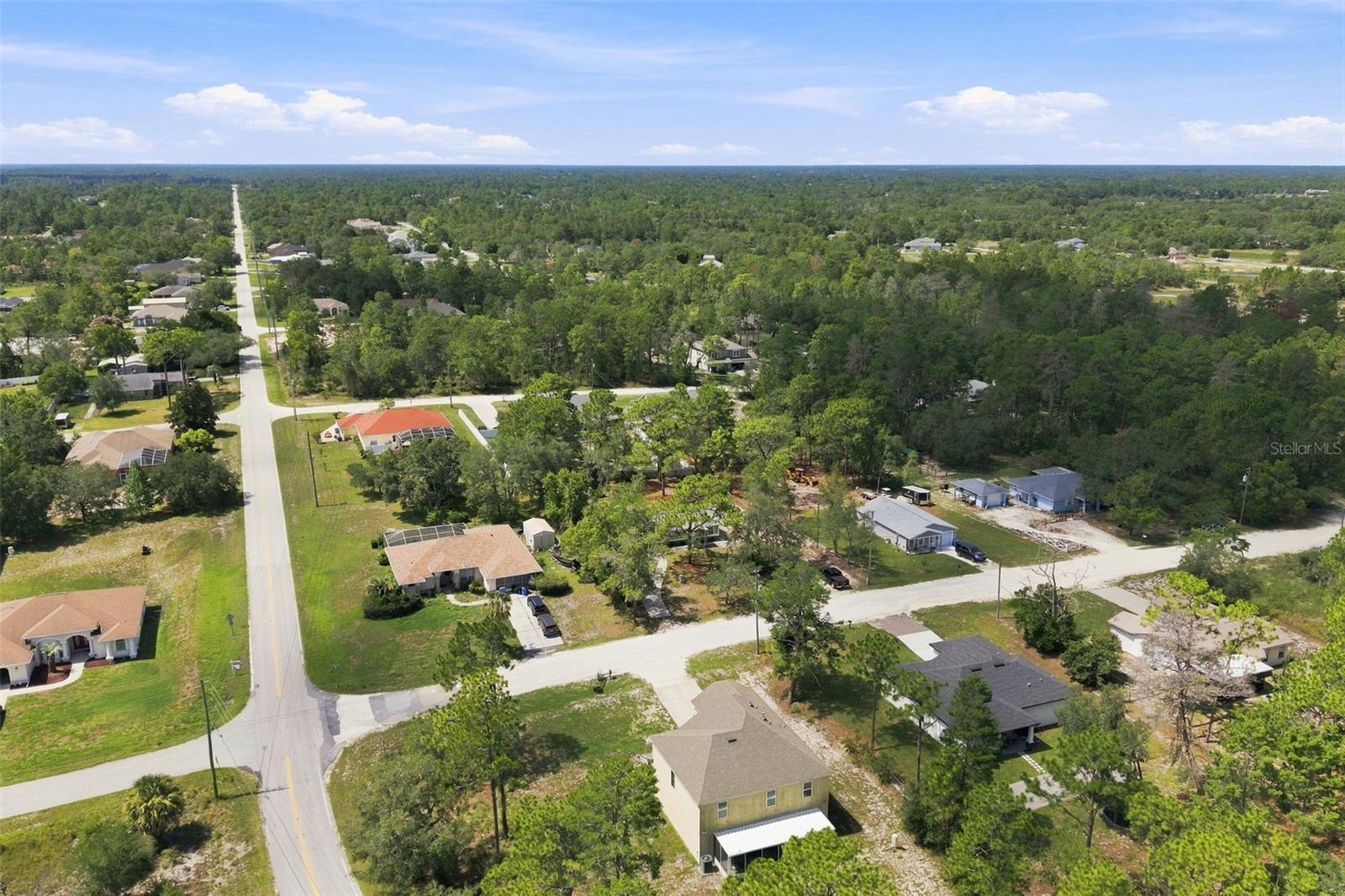 10380 GOLDEN AVE, WEEKI WACHEE, FL — photo 32
