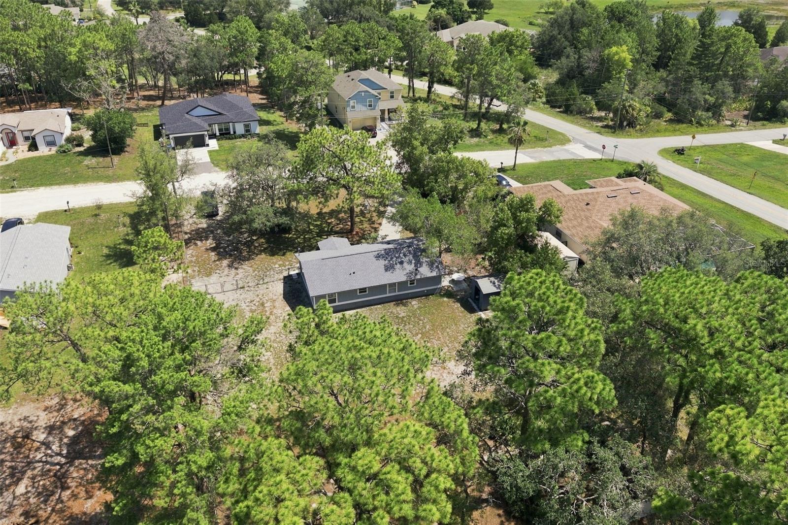 10380 GOLDEN AVE, WEEKI WACHEE, FL — photo 37