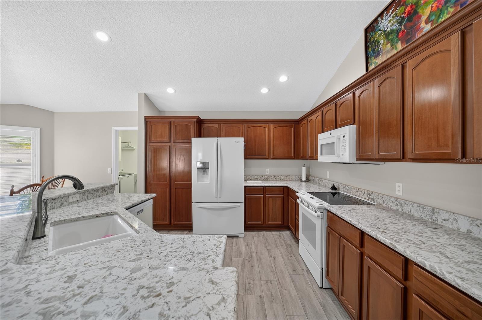 2408 SAFFRON LN, THE VILLAGES, FL — photo 7