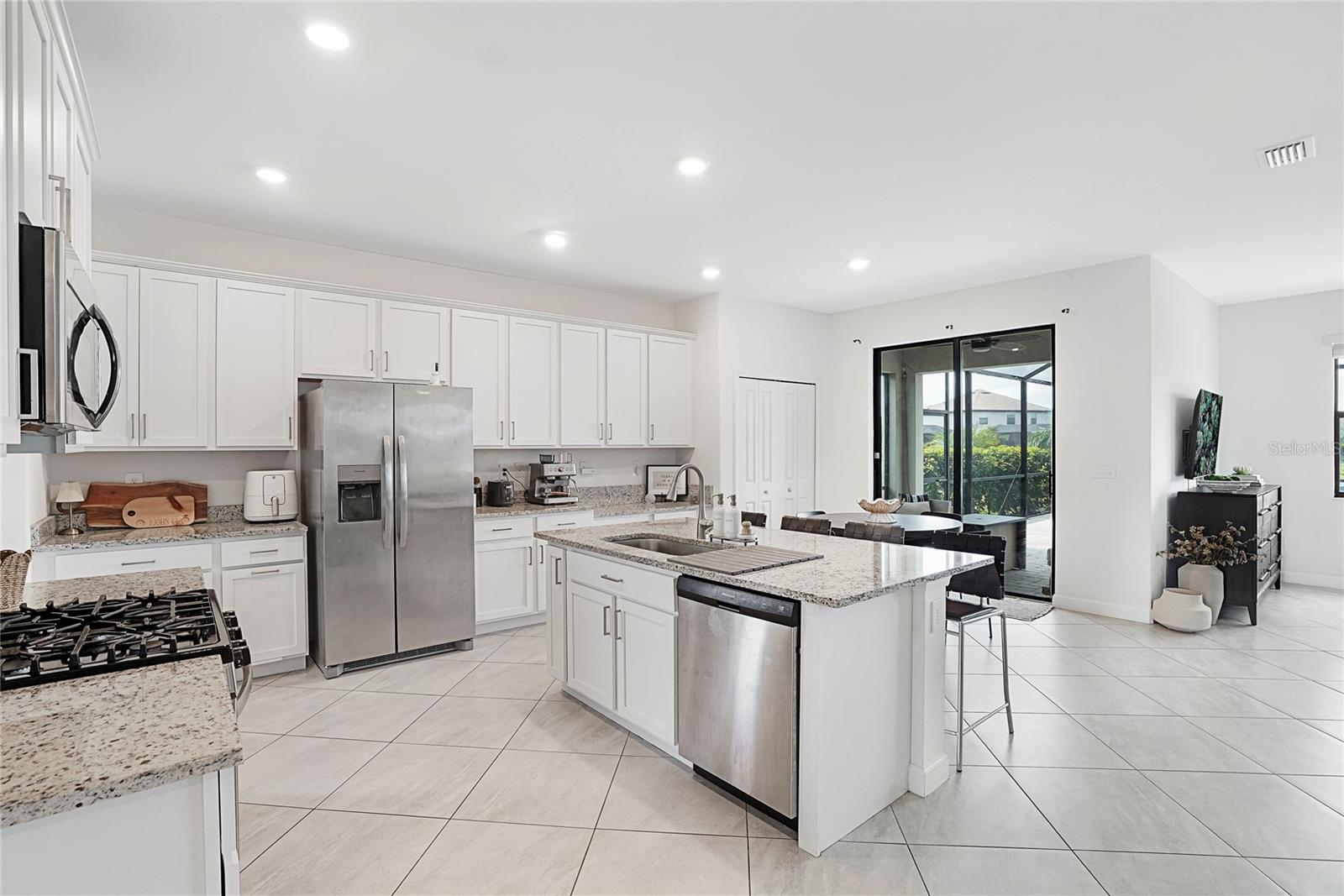 15859 ISLANDWALK AVE, BRADENTON, FL — photo 9