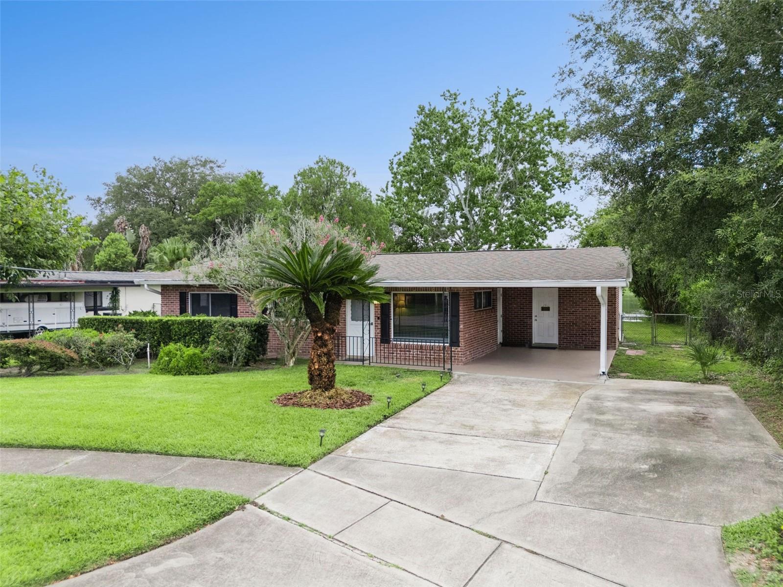 812 AGNES DR, ALTAMONTE SPRINGS, FL — photo 3