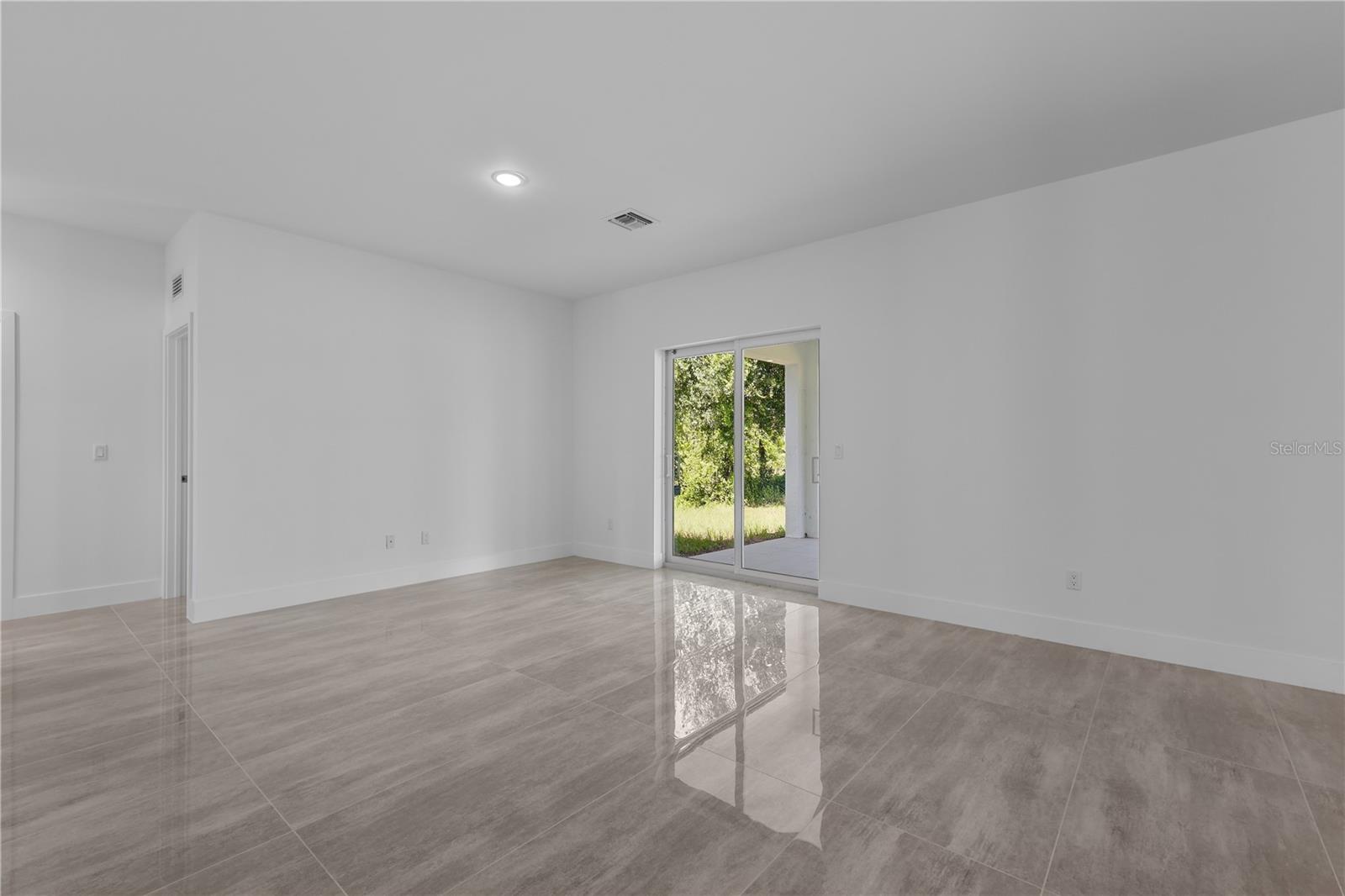 828 GENOA AVE S, LEHIGH ACRES, FL — photo 11