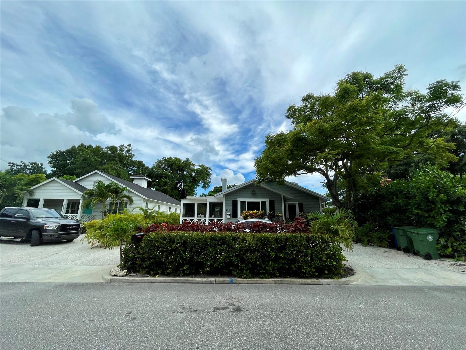 2703 10TH AVE W, BRADENTON, FL — photo 2