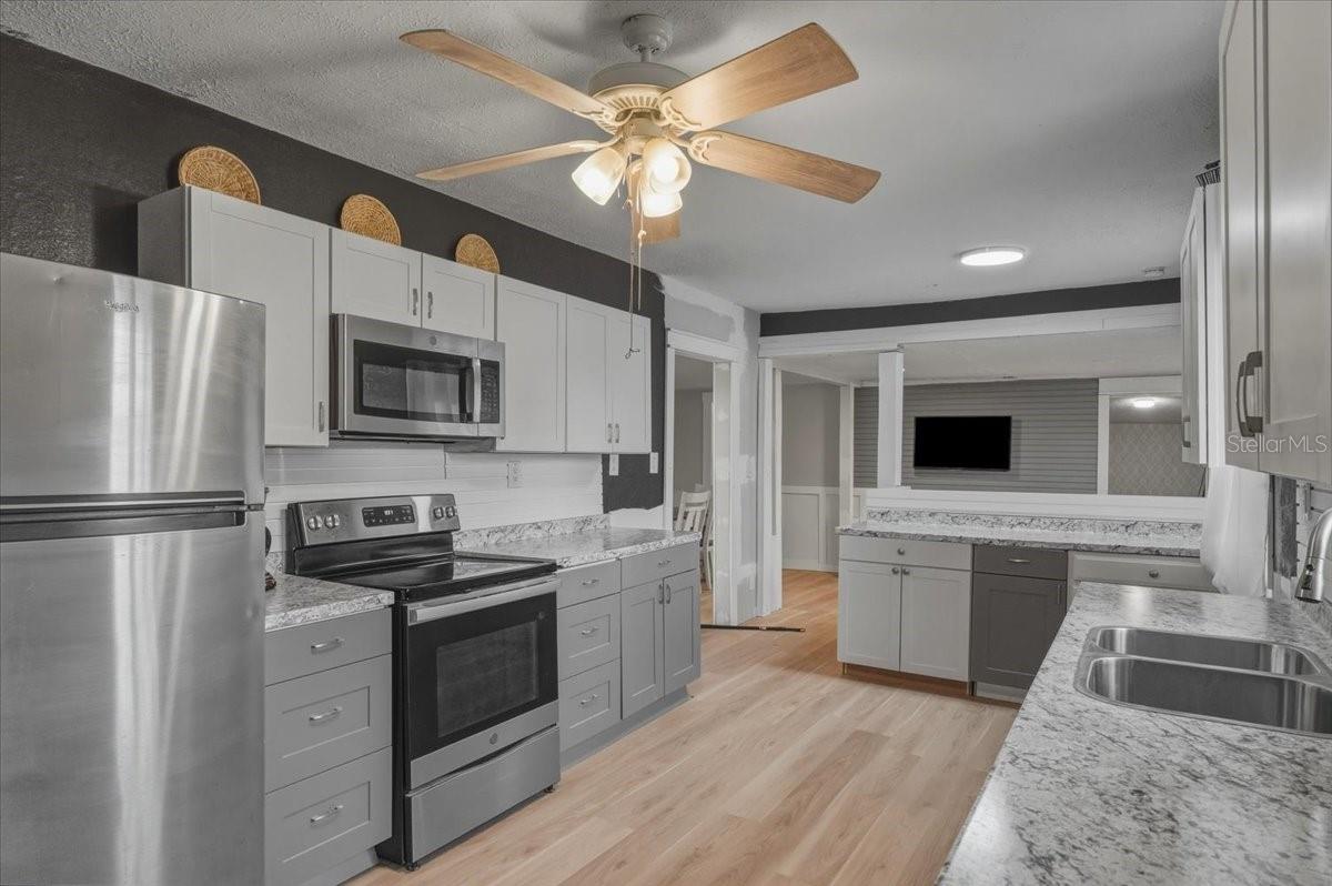 650 9TH ST NE, WINTER HAVEN, FL — photo 8