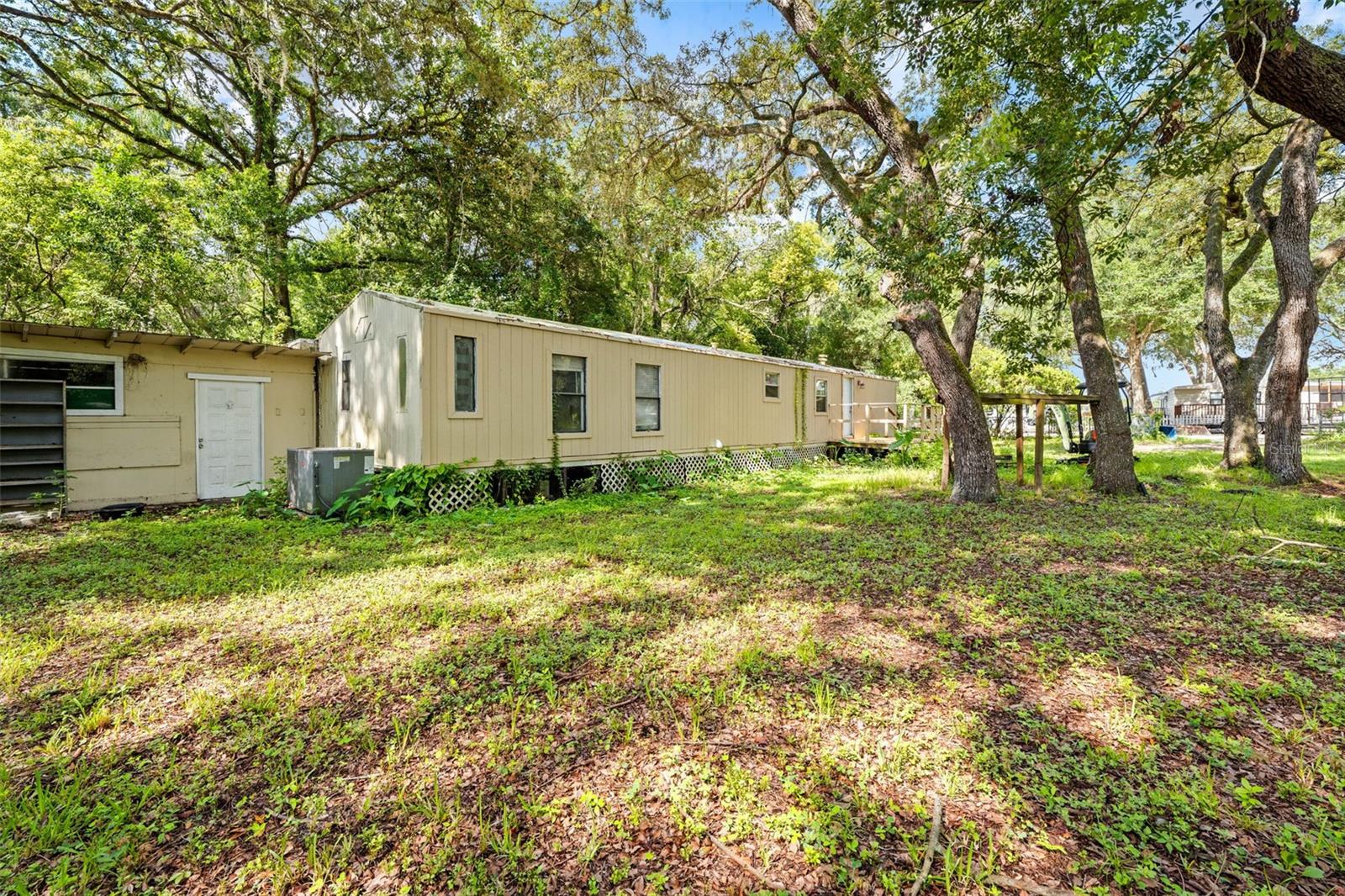 122 ARKAYS AVE, SPRING HILL, FL — photo 11
