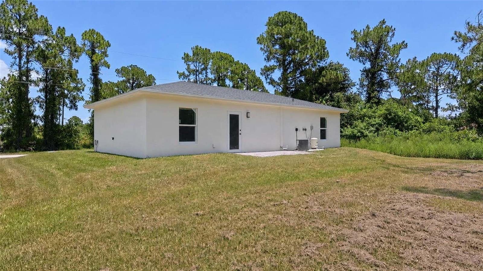 1120 RAVENSWOOD ST E, LEHIGH ACRES, FL — photo 6