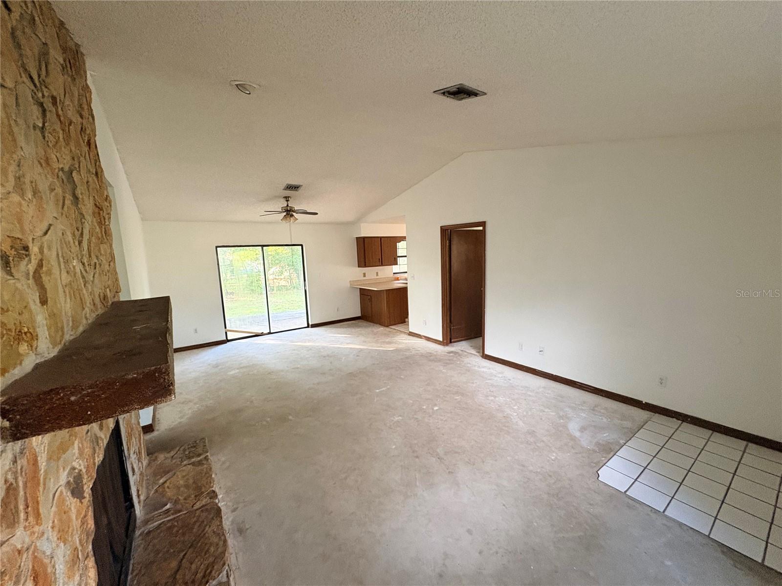 3625 NE 18TH CT, OCALA, FL — photo 4