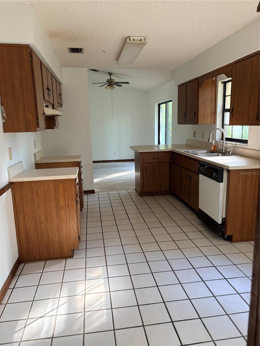 3625 NE 18TH CT, OCALA, FL — photo 10