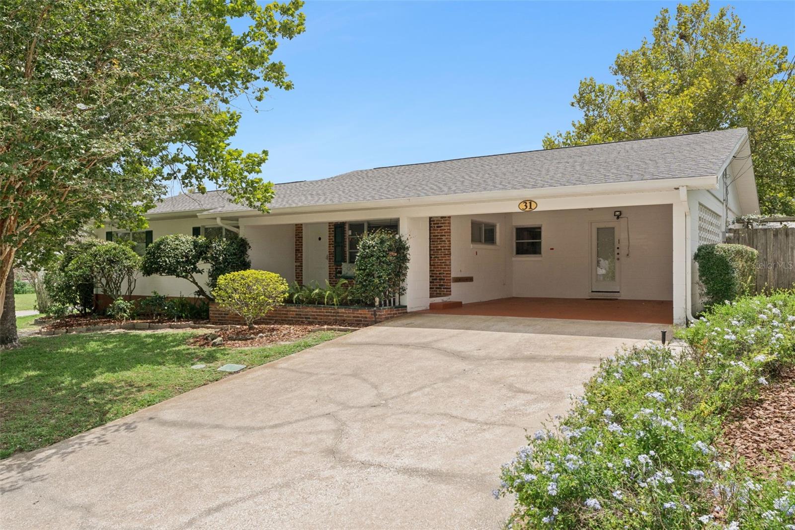 31 JASMINE DR, DEBARY, FL