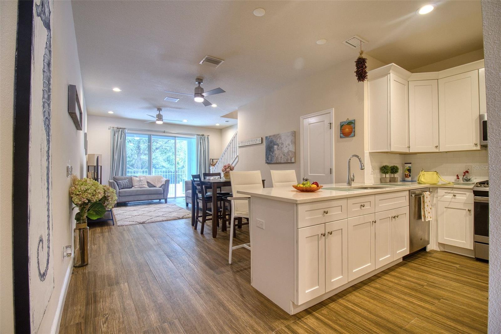 411 BIRDSONG LN, DUNEDIN, FL — photo 3