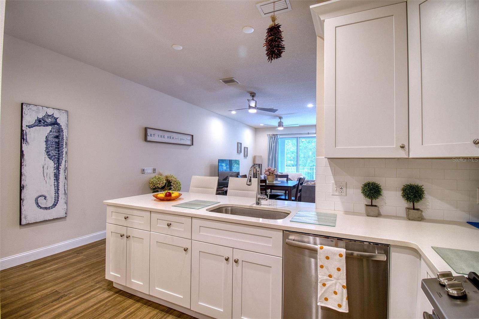 411 BIRDSONG LN, DUNEDIN, FL — photo 9
