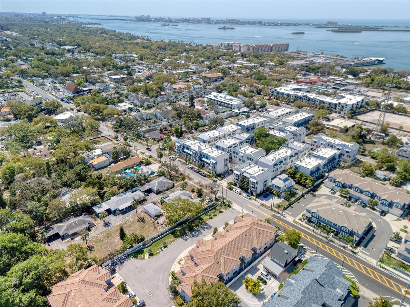 411 BIRDSONG LN, DUNEDIN, FL — photo 37