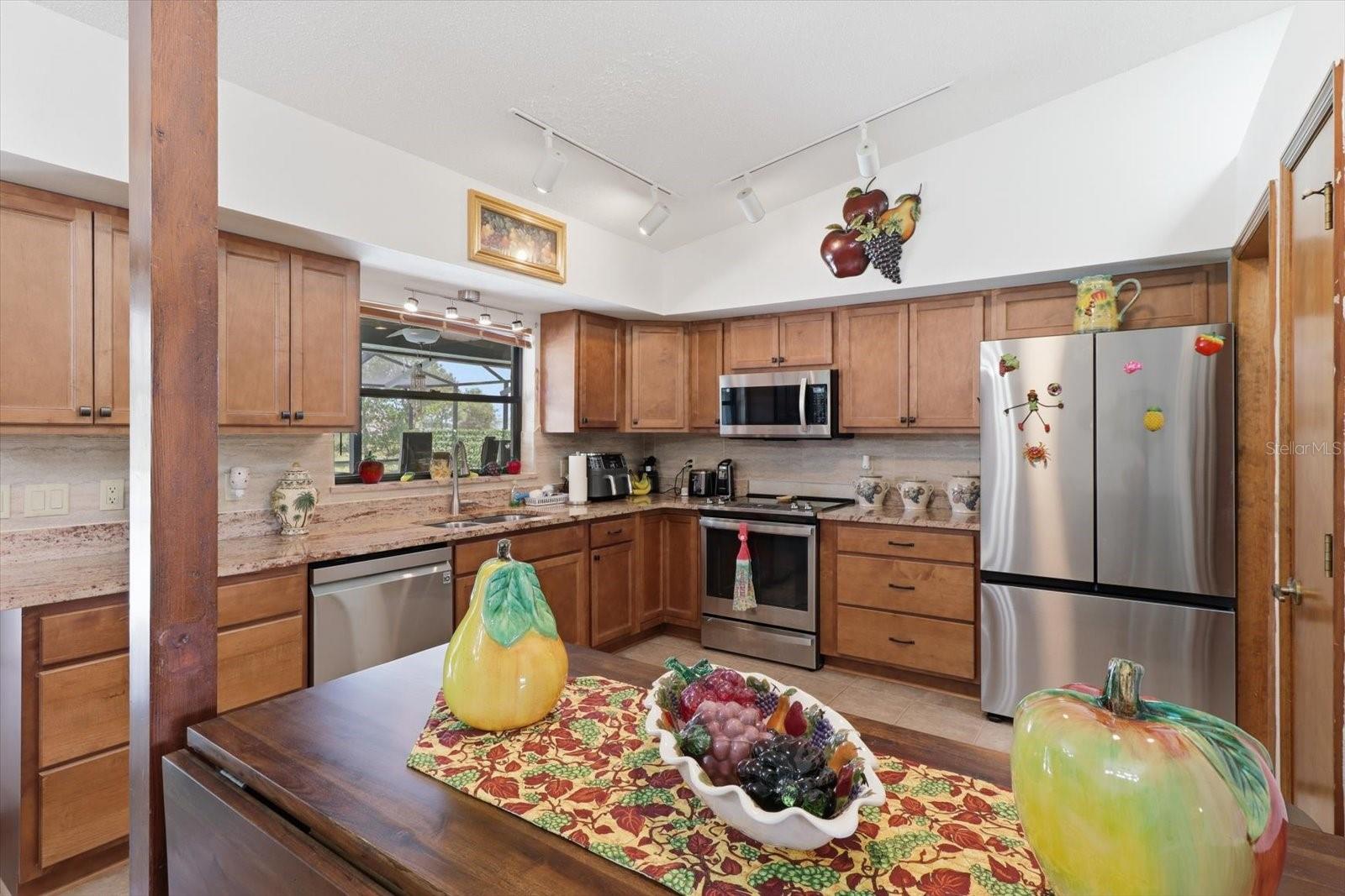 1900 W ALHAMBRA DR, CITRUS SPRINGS, FL — photo 13