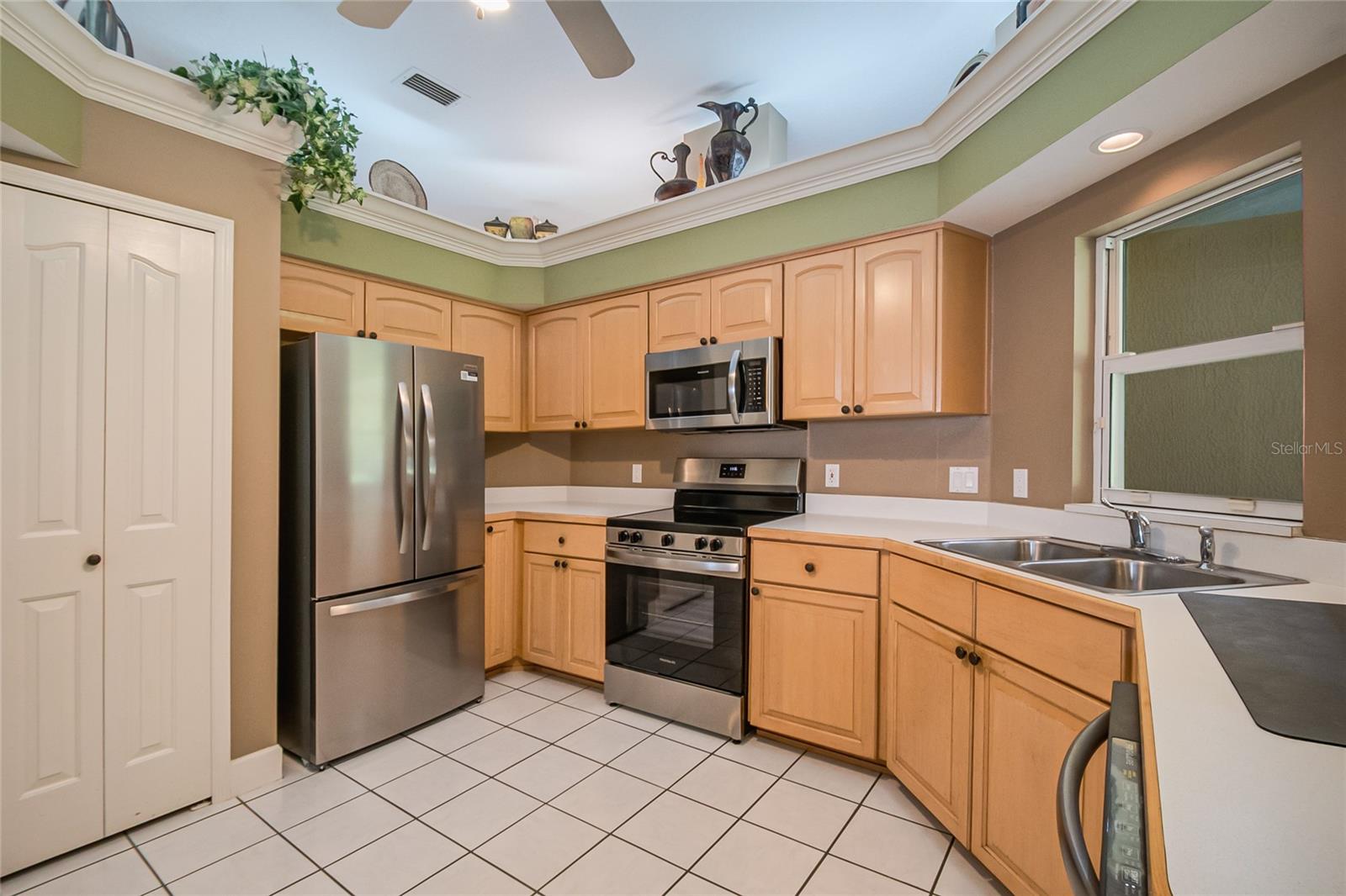 2672 LAKE JACKSON CIR, APOPKA, FL — photo 12