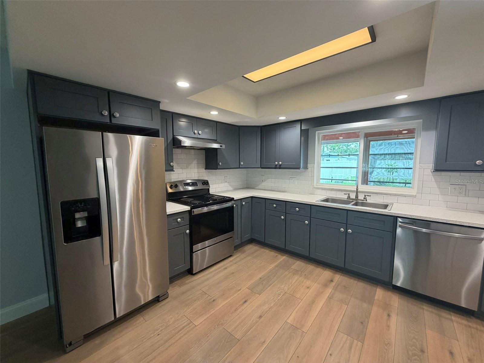 3753 15TH AVE N, ST PETERSBURG, FL — photo 2