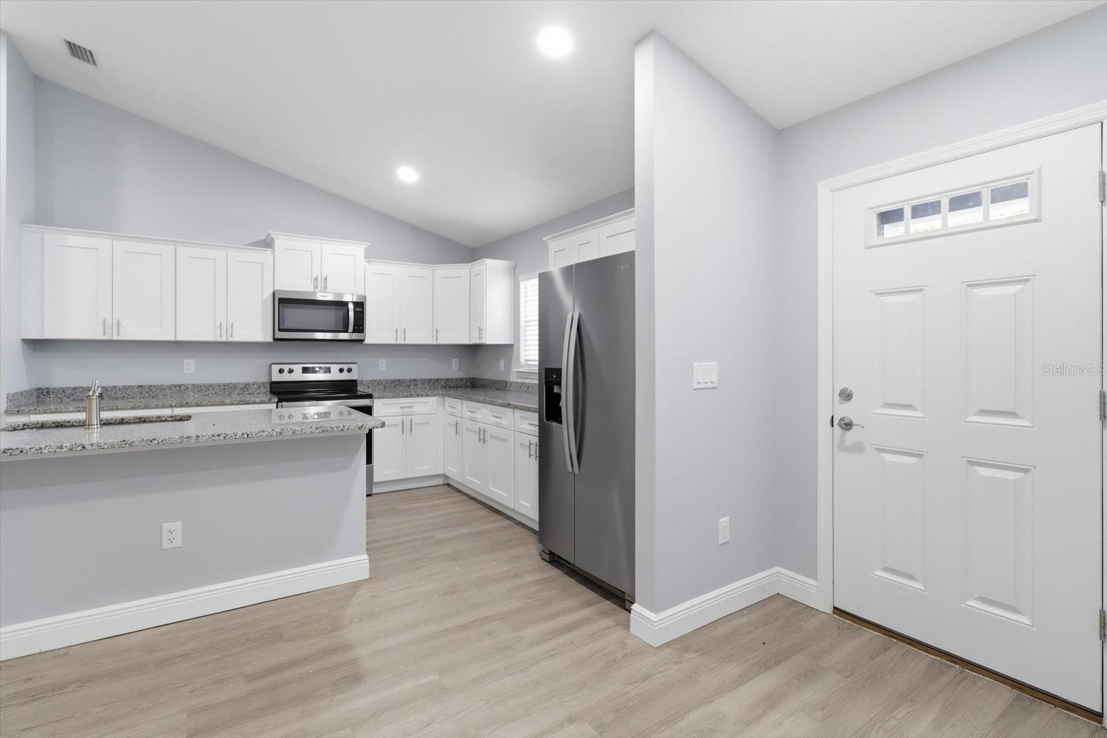 9198/9200 N PEACHTREE WAY, CITRUS SPRINGS, FL — photo 3